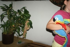 075