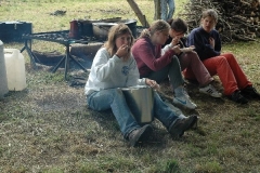 052